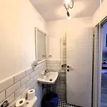 Apartment Downtown Spacious Retreat *