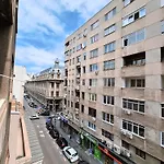 Downtown Spacious Retreat Apartment Bucharest
