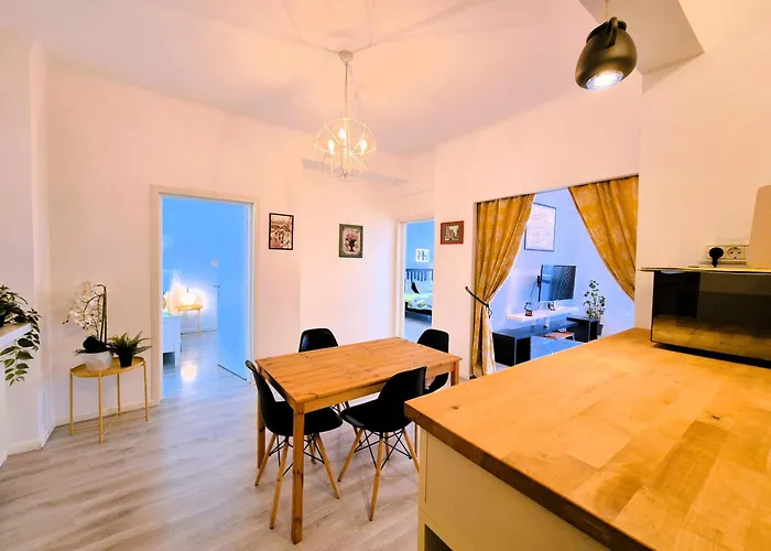 Downtown Spacious Retreat 아파트 부쿠레슈티