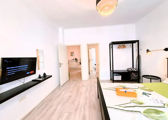 Downtown Spacious Retreat Apartament *