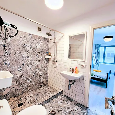 Appartement Downtown Spacious Retreat Boekarest